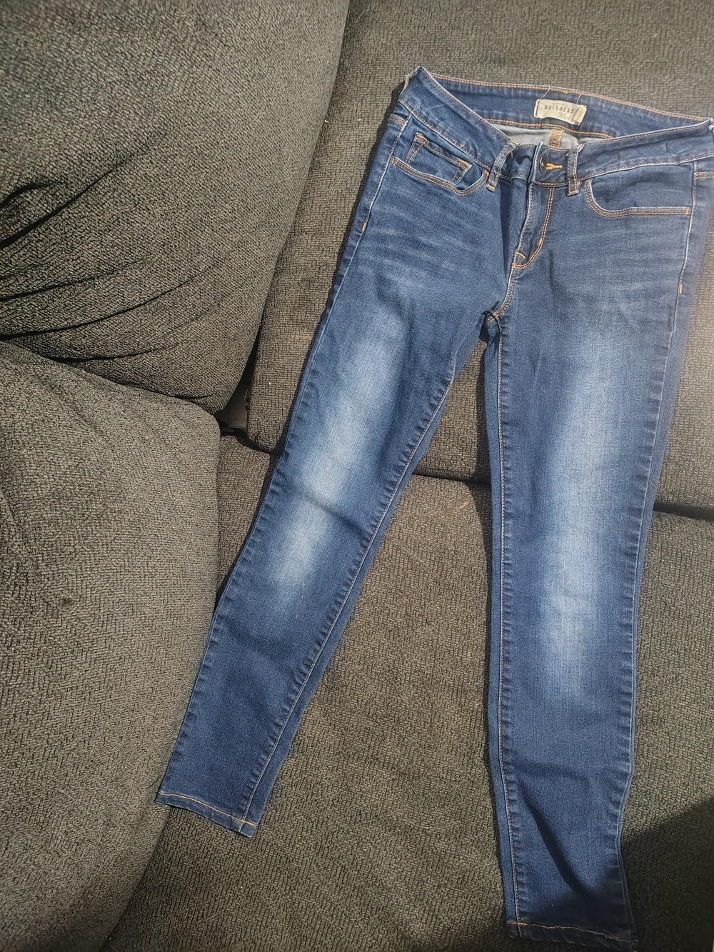 Bullhead Medium Wash Women's Skinny Jeans